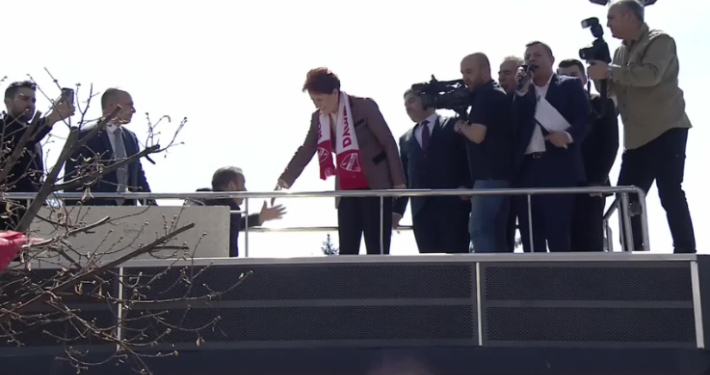 Akşener: “Hiçbir harama el uzatmamış, dürüst, namuslu Sayın Kılıçdaroğlu’na oy istiyorum”