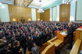 bu-kursude-insanlarimizin-onuru-ve-demokrasimizin-kaderi-adina-konusuyorum