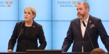 isvec-sosyal-demokrat-partisinden-hukumete-tartismali-icki-satisi-duzenlemesine-iliskin-cagri