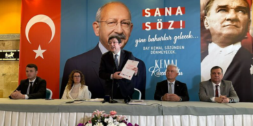 secim-beyannamesini-dinlerken-sanki-21-yildir-iktidarda-degil-muhalefette-olan-birini-dinliyor-gibiydik