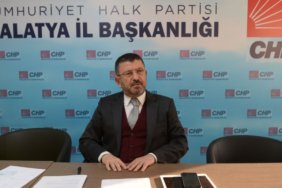 CHP'li Ağbaba Malatya'da bakkallar ve tekel bayisi esnafıyla bir araya geldi