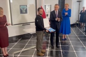 zelenskiye-polonyanin-en-yuksek-nisani-verildi