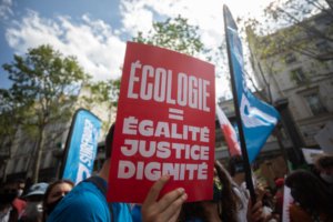 Le Parti socialiste soutient toute démarche visant à réduire les gaz à effet de serre et à assurer la neutralité carbone et la soutenabilité de nos modes de production.