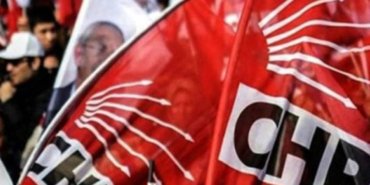 giresunda-chp-bulancak-ilce-binasina-tasli-saldiri