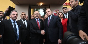 vecdet-oz-kemal-bey-cok-haysiyetli-onurlu-bir-insandir