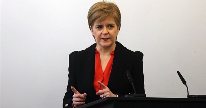 Eski İskoçya Başbakanı Sturgeon gözaltına alındı