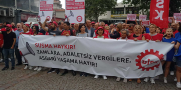 disk-zamlari-ve-vergileri-protesto-etti