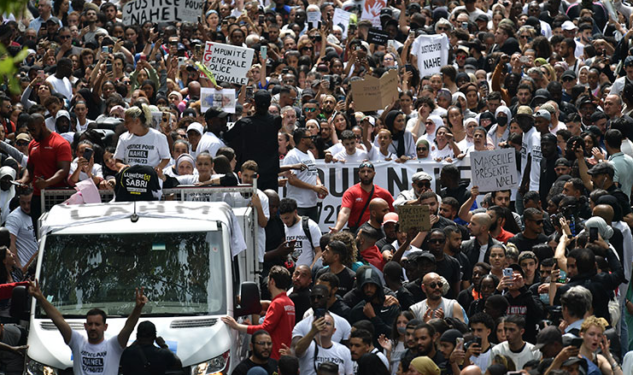 Fransa’da tansiyon düşmüyor
