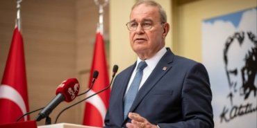 oztrak-hukumetin-bir-istikrar-programi-uygulamaya-niyeti-yok