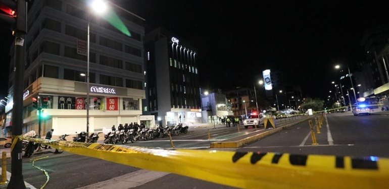 Ekvador’da silahlı saldırıya uğrayan devlet başkanı adayı Villavicencio hayatını kaybetti