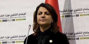 libya-basbakani-israilli-mevkidasi-ile-gorusen-disisleri-bakani-mengusu-aciga-aldi