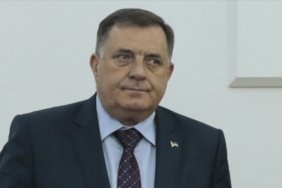 bosna-hersek-mahkemesi-bosnali-sirp-lider-hakkinda-hazirlanan-iddianameyi-kabul-etti