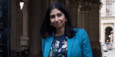 ingiltere-icisleri-bakani-suella-braverman-gorevden-alindi