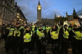 londrada-gergin-anlar-126-gozalti