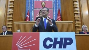 ozgur-ozelden-imamoglu-ve-yavasa-ovgu