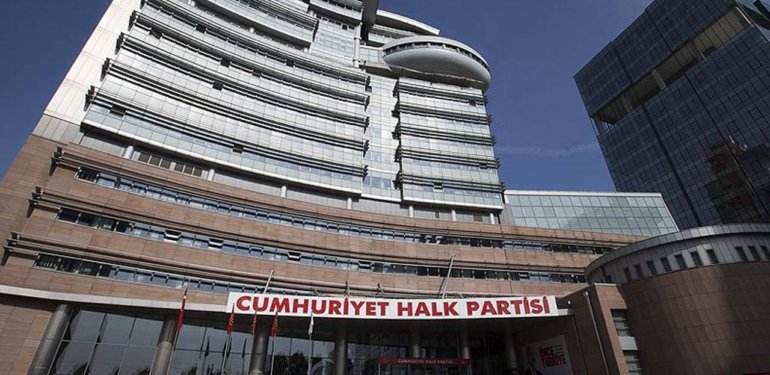 CHP, İzmir için Anket Sonuçlarını Bekliyor