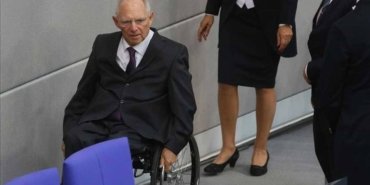 eski-almanya-meclis-baskani-wolfgang-schaeuble-hayatini-kaybetti