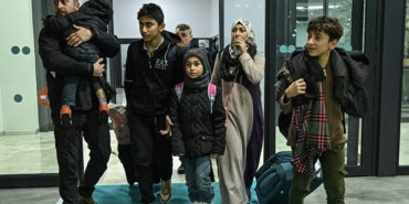 gazzeden-tahliye-operasyonu-130-turk-vatandasi-istanbula-ulasti