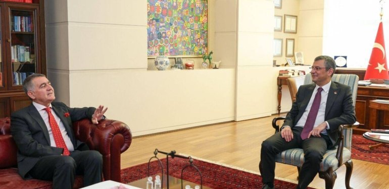 Özgür Özel, TÜSİAD Başkanı ile Görüştü