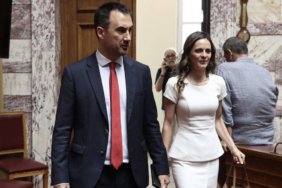 yunanistanda-syrizadan-ayrilanlar-yeni-sol-partisininde-bulustu