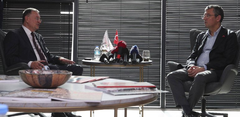 Özel, Lütfü Savaş’ın Adaylığı Hakkında Konuştu