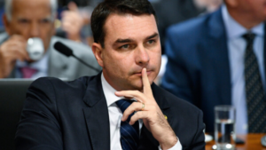 Brezilya'da Bolsonaro Ailesine Yönelik Soruşturmalar Derinleşiyor