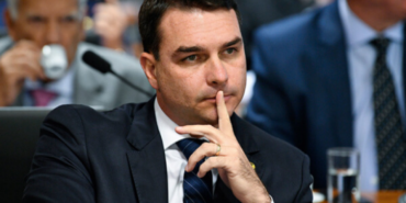 Brezilya'da Bolsonaro Ailesine Yönelik Soruşturmalar Derinleşiyor