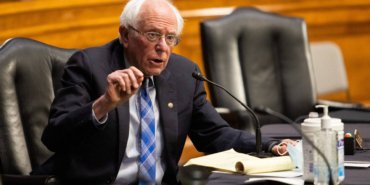 abdli-bagimsiz-senator-bernie-sanders-kongreyi-elestirdi