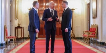 Polonya'da Tusk Hükümeti 50'den Fazla Büyükelçiyi Geri Çekti