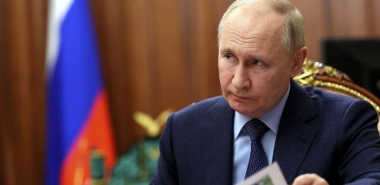 Putin, Nükleer Savaşa Hazır Olduklarını Açıkladı