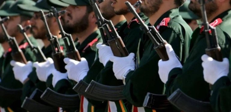 İran’da Askeri Tesislere ve Karakollara Saldırı