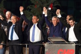 ozgur-ozel-sevinc-ve-hayal-kirikligi-yasadigi-sehirleri-paylasti