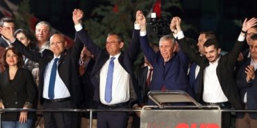 ozgur-ozel-sevinc-ve-hayal-kirikligi-yasadigi-sehirleri-paylasti