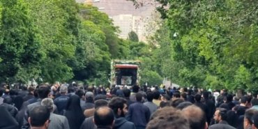 iran-cumhurbaskani-ibrahim-reisi-icin-tebrizde-cenaze-toreni-duzenlendi