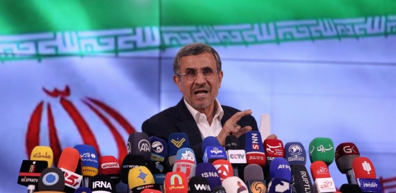 Ahmedinejad Başvurusunu Yaptı