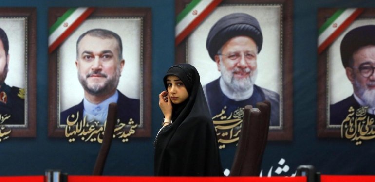 İran’da Cumhurbaşkanlığı Seçimleri ve Adaylık Başvuruları