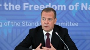 rusya-guvenlik-konseyi-baskan-yardimcisi-dmitriy-medvedev-batili-ulkeler-ukraynadaki-catismada-sorumluluk-almali-dsiCeZVD.jpg