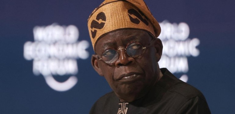 ECOWAS Liderlerinden Tinubu’ya Görev Süresi Uzatımı