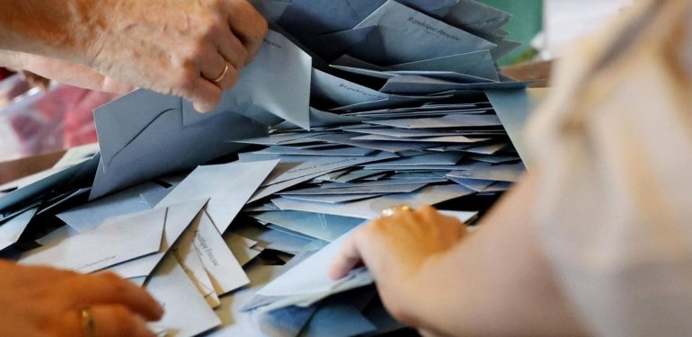 Fransa’da Sol İttifakın Zaferi: Erken Genel Seçim Sonuçları