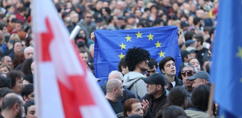 Rusya Dış İstihbarat Servisi: ABD’nin Gürcistan’da İktidarı Değiştirme Planları