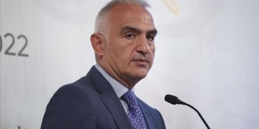 kultur-ve-turizm-bakani-ersoyun-turkiyenin-turizm-rakamlari-ve-stratejileri-uzerine-aciklamalari-hQqkyFrs.jpg