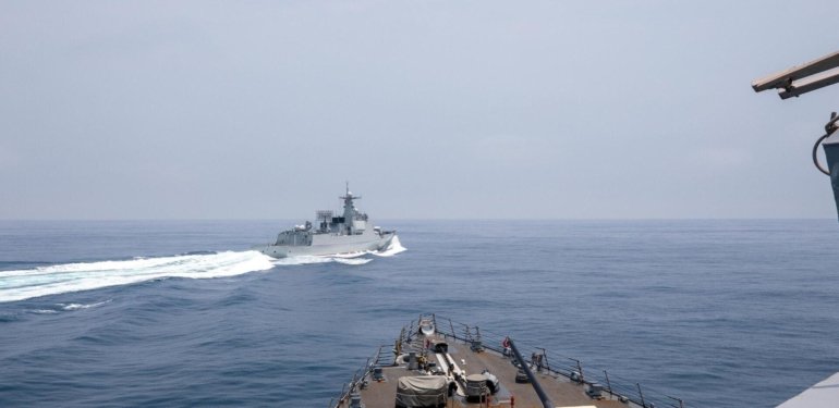 Japonya’nın Savaş Gemisi Tayvan Boğazı’ndan Geçti