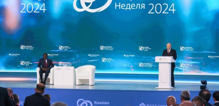 Putin: Rublenin Dış Ticaretteki Payı Artıyor ve Dedolarizasyon Çabaları