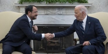 joe-biden-ve-nikos-hristodulidisin-beyaz-saray-gorusmesi-YQOH9iCt.jpg