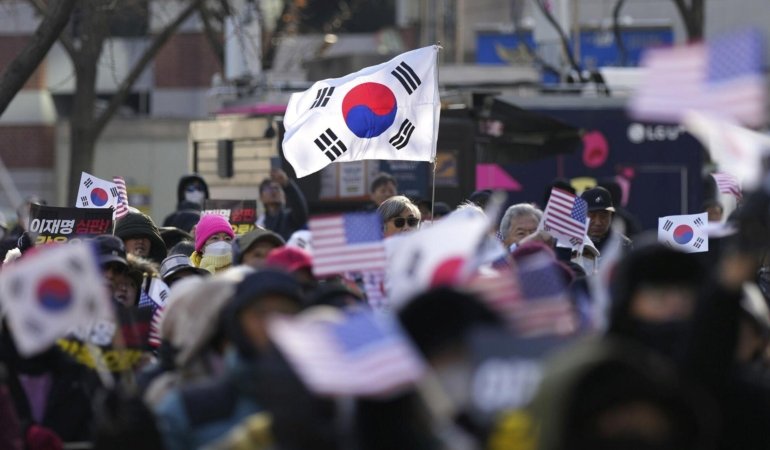 Güney Kore’de Başbakan Han Duck-soo’nun Azil Süreci