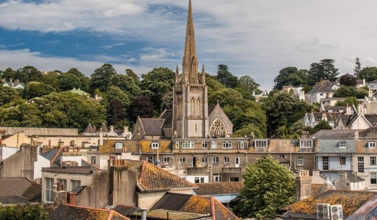 İngiltere’deki Konut Maliyetleri ve Ekonomik Dengesizlikler