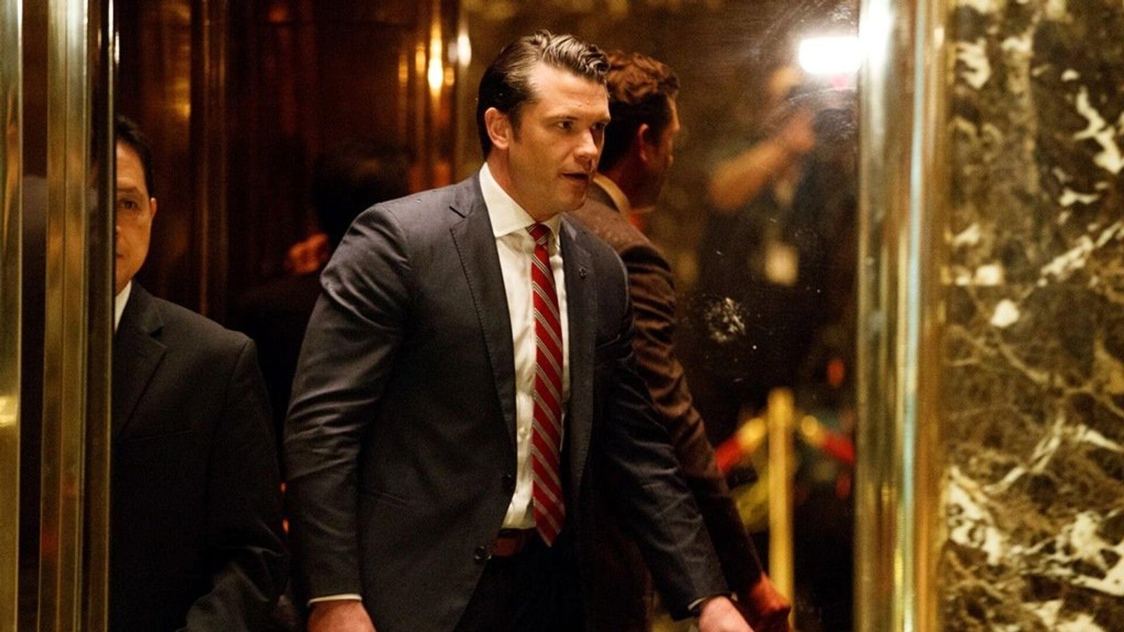 pete-hegseth-abd-savunma-bakanligina-atandi-3exGNb1T.jpg