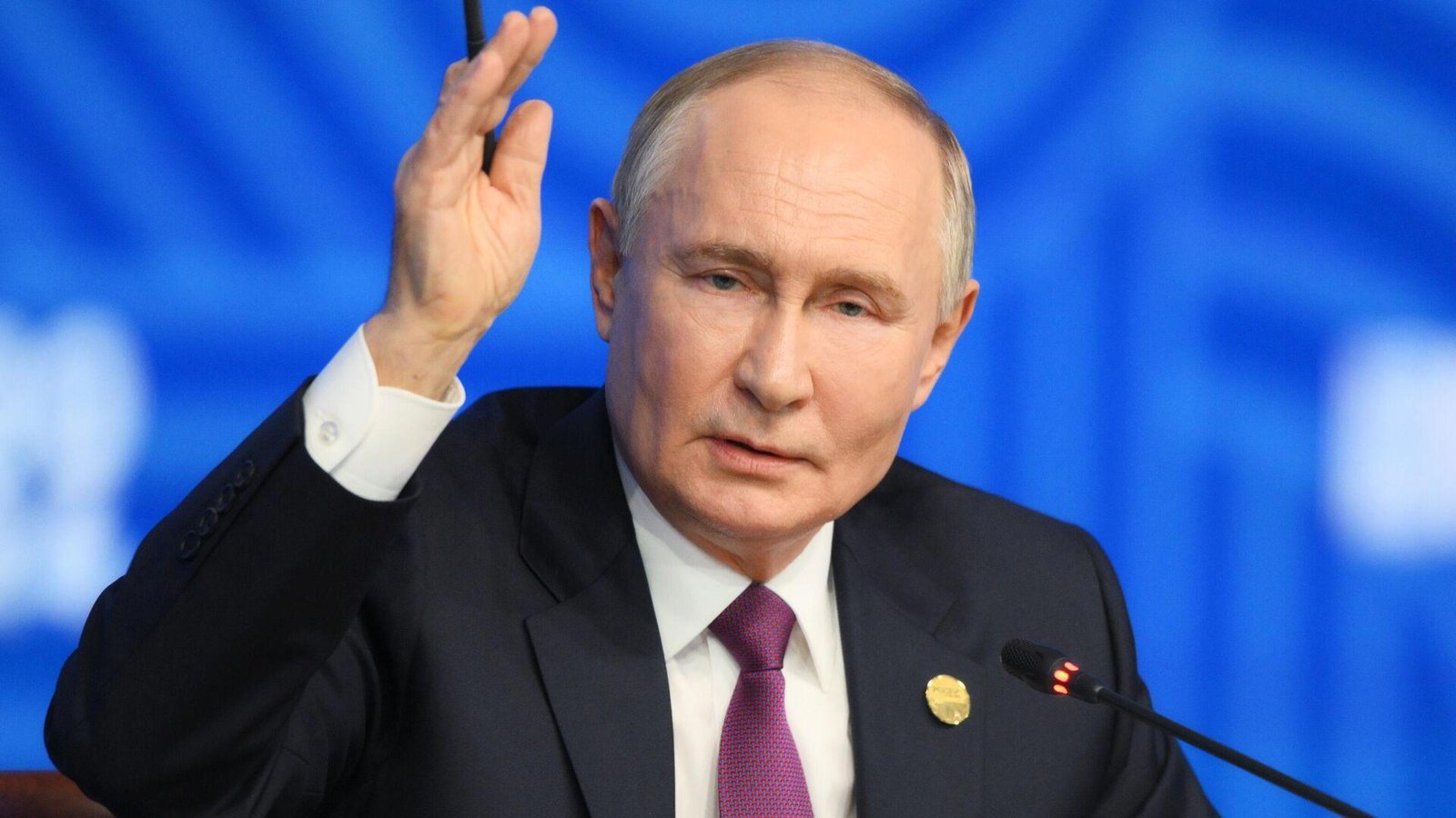 vladimir-putinden-avrupa-liderlerine-elestiriler-ve-auschwitz-anma-toreni-uzerine-degerlendirmeler-XvECJOP5.jpg