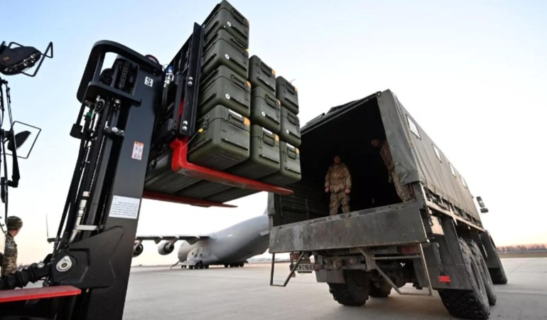 İngiltere, Ukrayna’ya Askeri Yardımları Sürdürecek