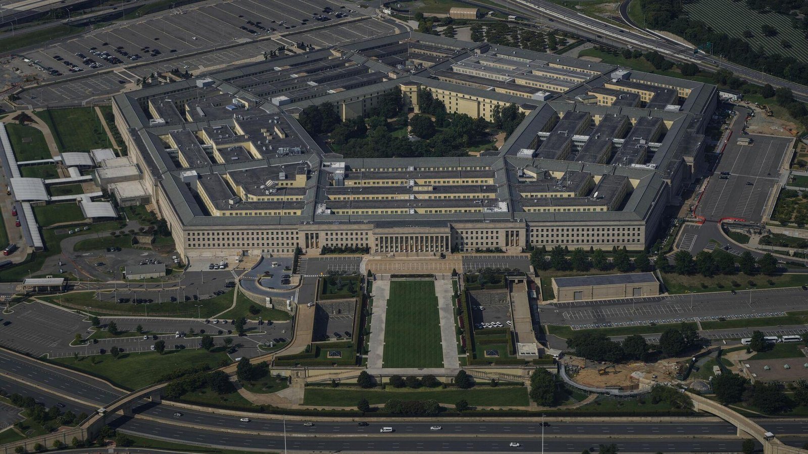 pentagon-ukraynaya-yapilan-yardimlari-askiya-aldi-zUGQZU8a.jpg